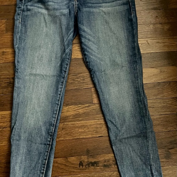 Women’s TRUE RELIGION Jennie mid rise curvy skinny jeans sz 32 NWOT - Picture 1 of 8